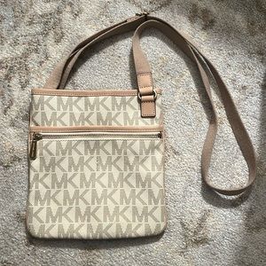 Michael Kors Crossbody Purse